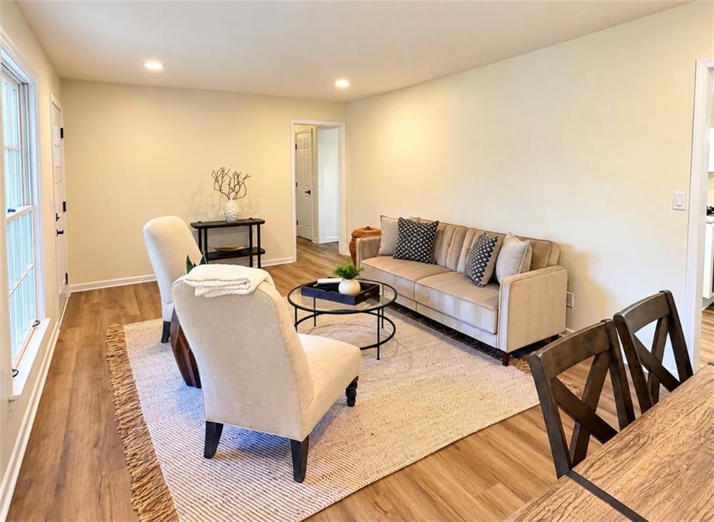 3098 Robindale Road Decatur GA 30034