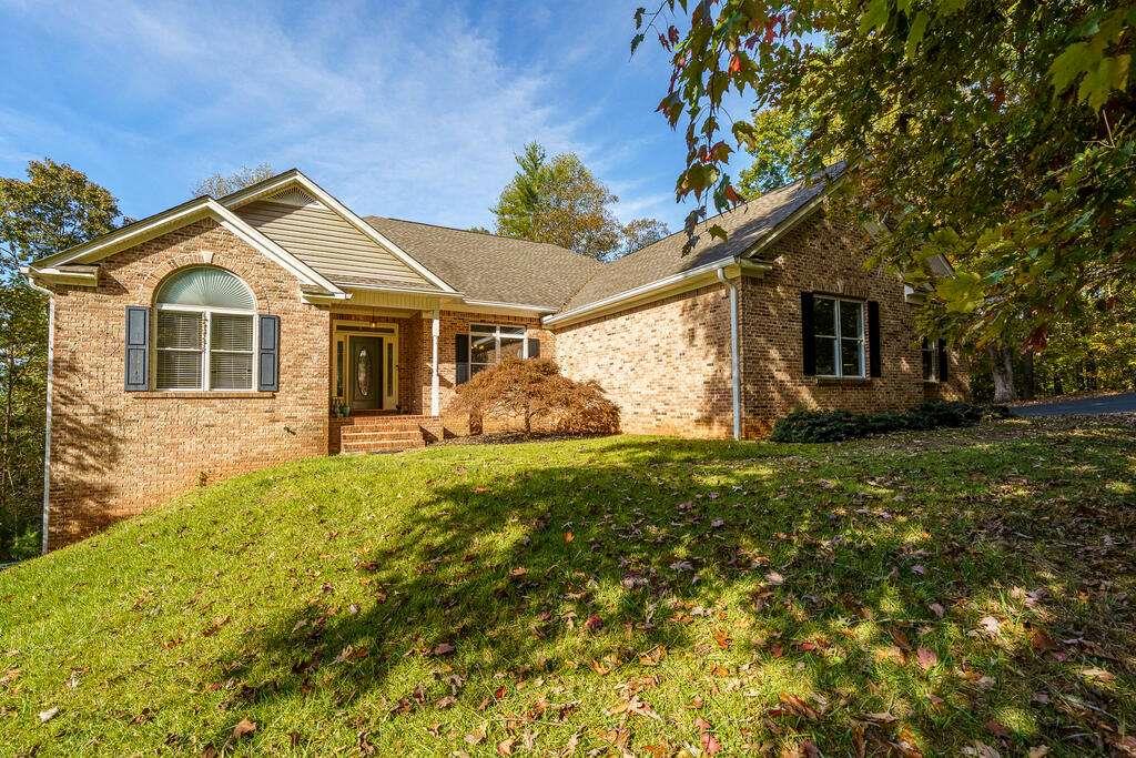 89 Parks Mountain Road Ellijay GA 30540