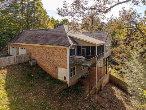 89 Parks Mountain Road Ellijay GA 30540
