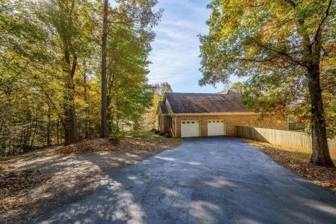 89 Parks Mountain Road Ellijay GA 30540