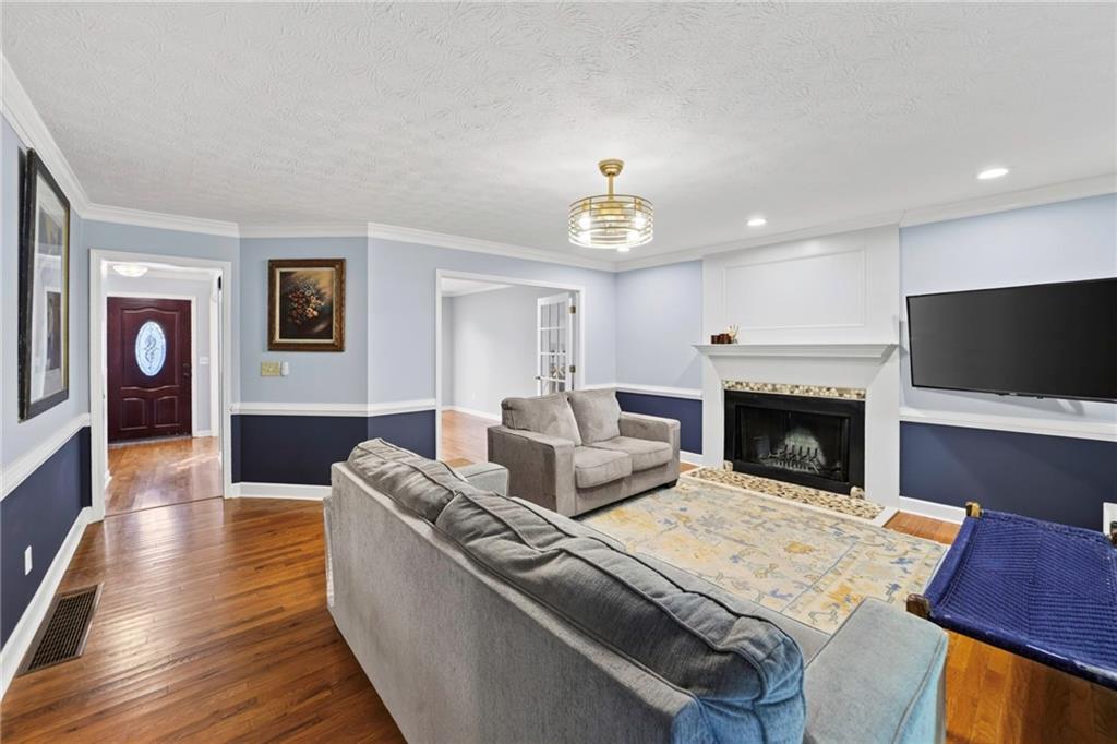 206 Comstock Court Lawrenceville GA 30044