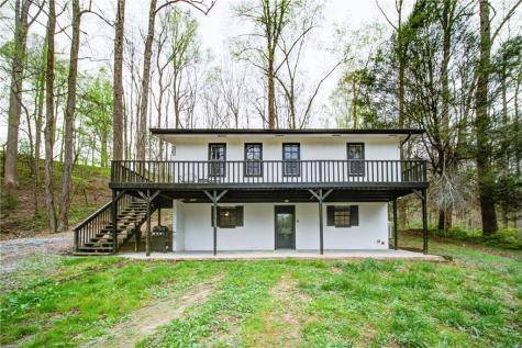 1180 Martin Head Circle Dahlonega GA 30533