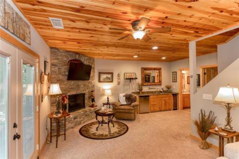 925 Zeppelin Strasse Helen GA 30545