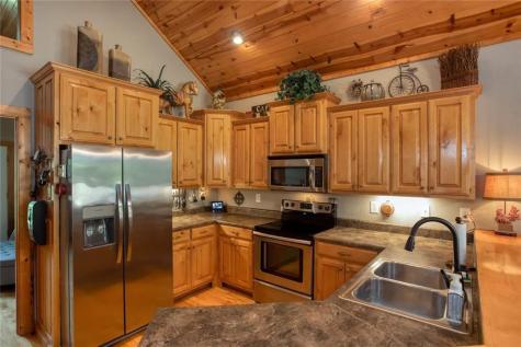 925 Zeppelin Strasse Helen GA 30545