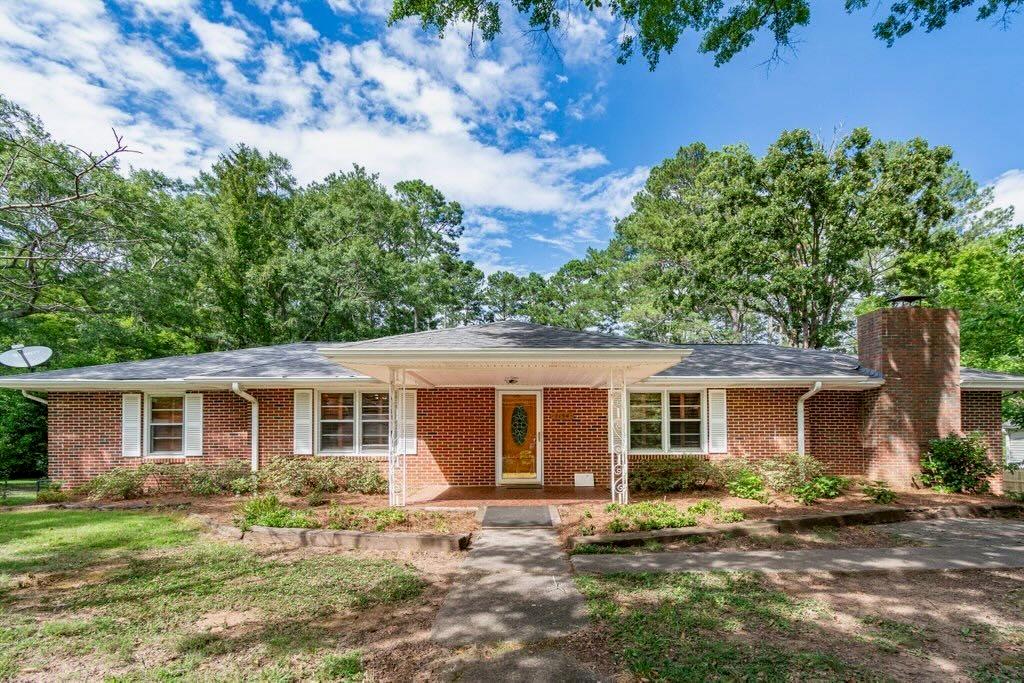 7194 Reinhardt College Parkway Waleska GA 30183