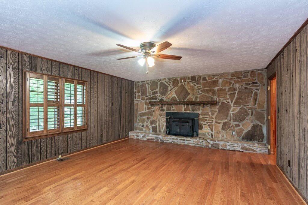 7194 Reinhardt College Parkway Waleska GA 30183