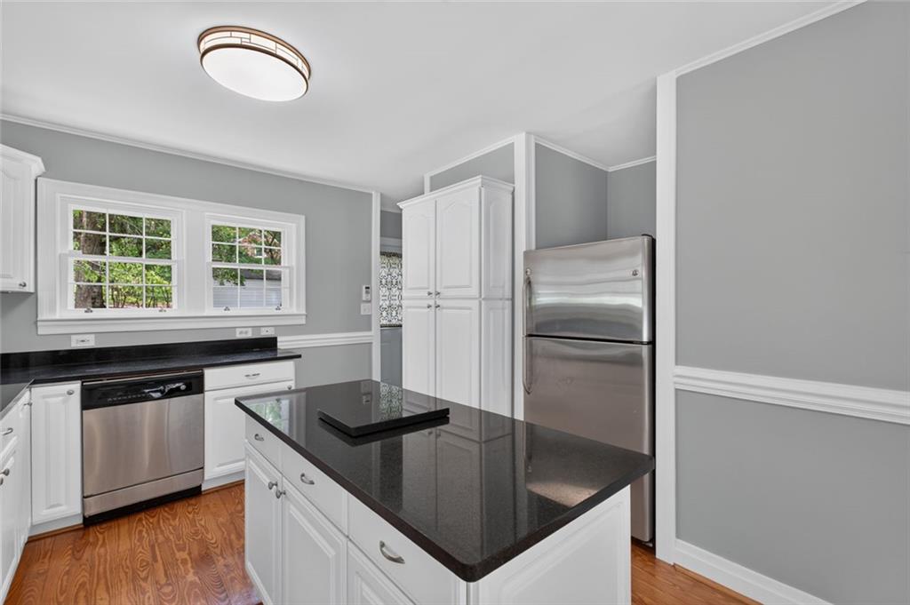 1141 Jefferson Avenue East Point GA 30344