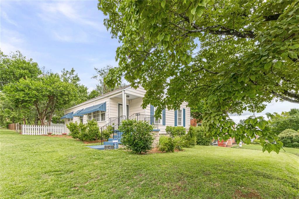 1141 Jefferson Avenue East Point GA 30344