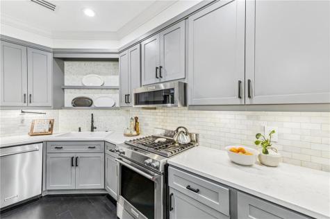 982 Golden Avenue Dahlonega GA 30533
