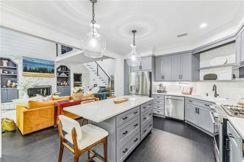 982 Golden Avenue Dahlonega GA 30533
