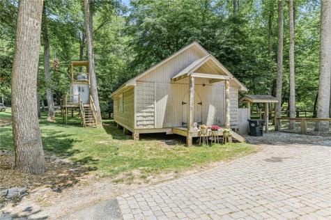 982 Golden Avenue Dahlonega GA 30533