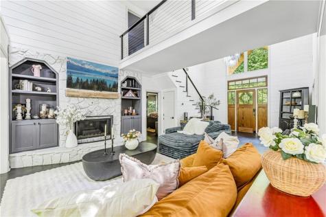 982 Golden Avenue Dahlonega GA 30533