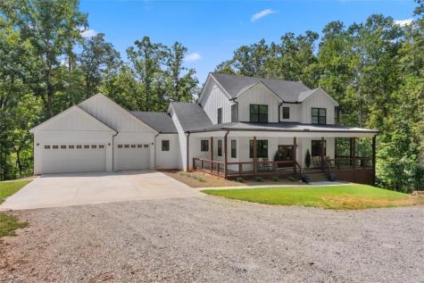 1366 Deer Woods Trail Cleveland GA 30528