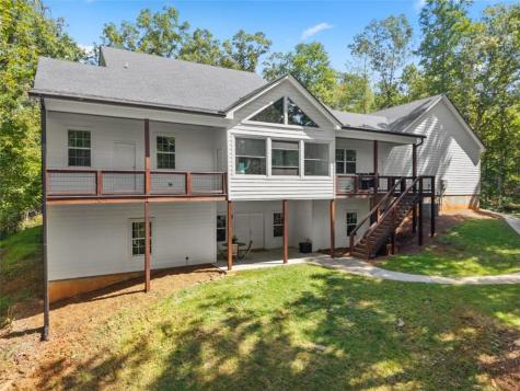 1366 Deer Woods Trail Cleveland GA 30528