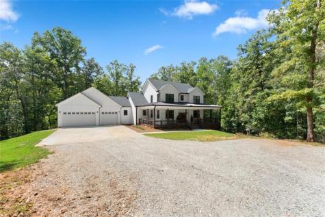 1366 Deer Woods Trail Cleveland GA 30528