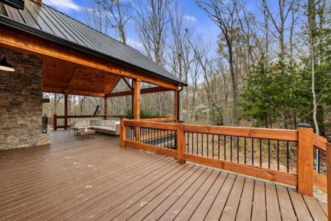 346 Logan Drive Mineral Bluff GA 30559