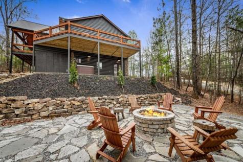 346 Logan Drive Mineral Bluff GA 30559