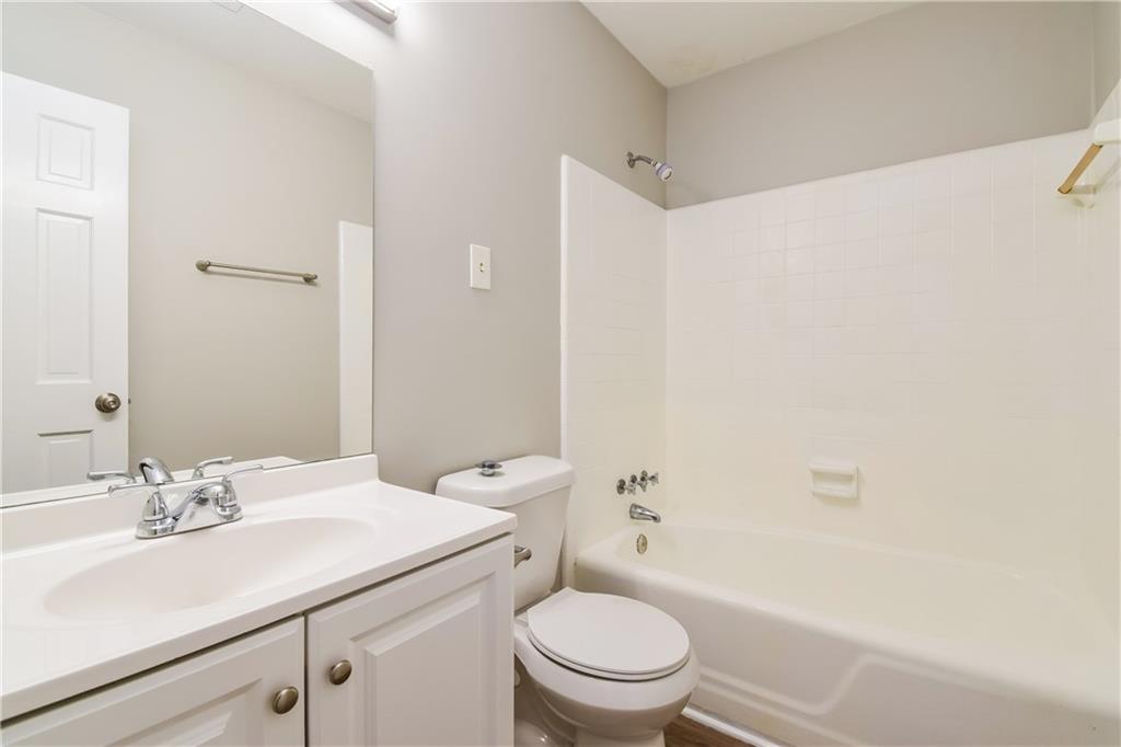 4533 Holliston Road Atlanta GA 30360