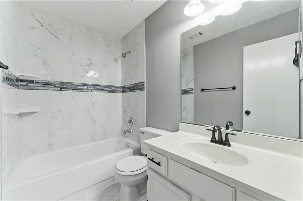 2931 Inverloch Circle Duluth GA 30096