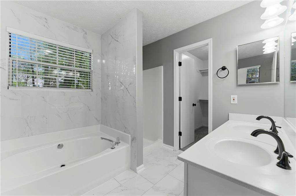 2931 Inverloch Circle Duluth GA 30096