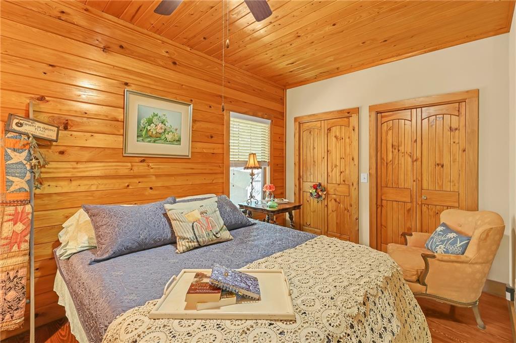 18 Shelter Cove Road Cleveland GA 30528