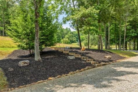 227 Dills Road Blue Ridge GA 30513