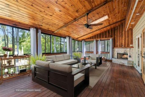 227 Dills Road Blue Ridge GA 30513