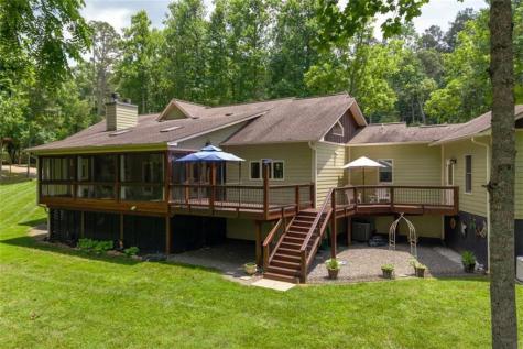 227 Dills Road Blue Ridge GA 30513