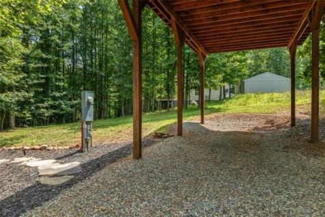 227 Dills Road Blue Ridge GA 30513