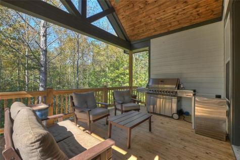 16 Eastside Drive Ellijay GA 30536
