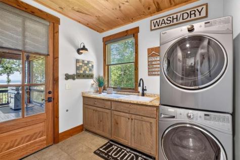287 Scouts Overlook Morganton GA 30560