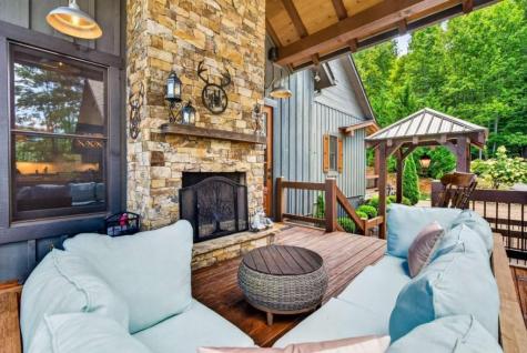 287 Scouts Overlook Morganton GA 30560