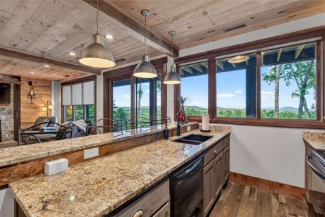 287 Scouts Overlook Morganton GA 30560