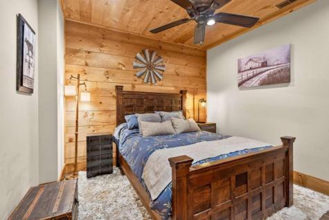 287 Scouts Overlook Morganton GA 30560