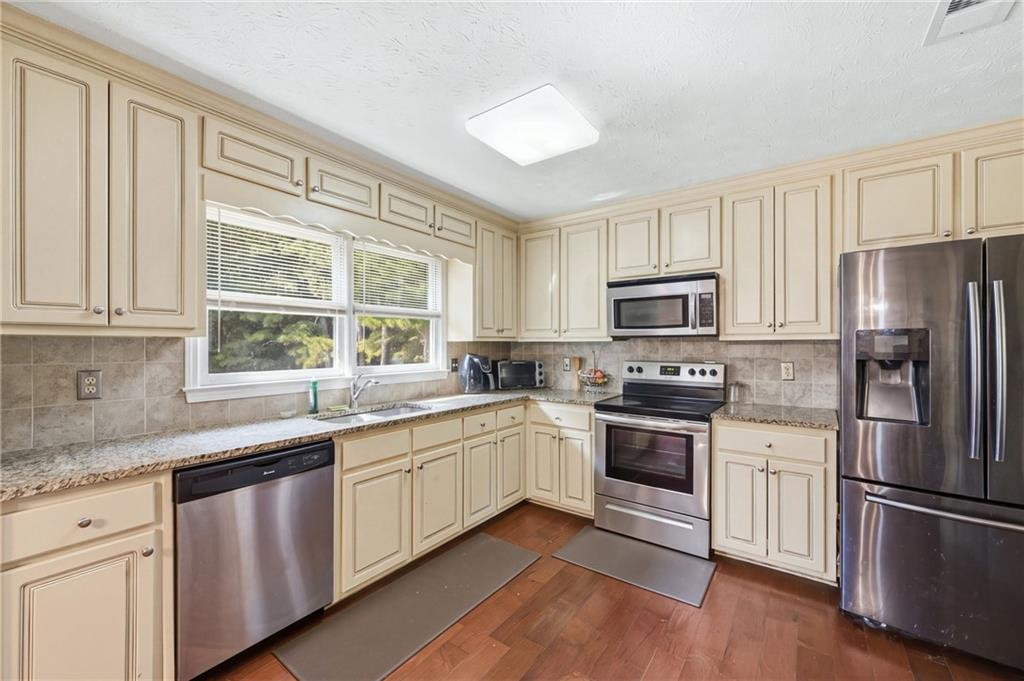 1490 Chalet Circle Lawrenceville GA 30043