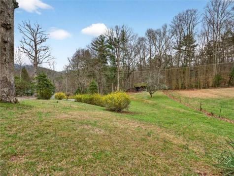 44 Bettis Circle Ellijay GA 30536