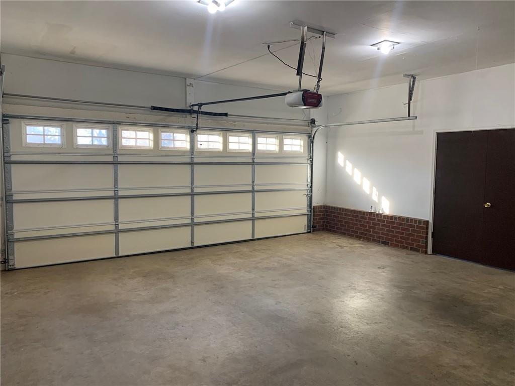 240 W Huntington Road Bogart GA 30622