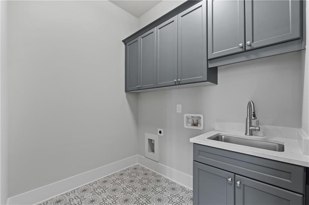 2031 Village Walk Milton GA 30004