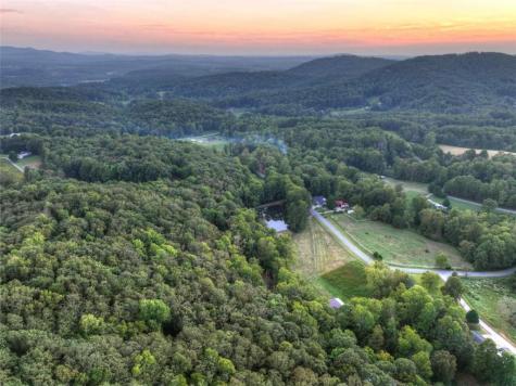 859 Hagin Circle Ellijay GA 30536