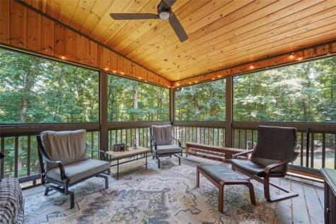 88 Old Vineyard Way Cleveland GA 30528