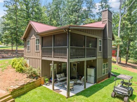 88 Old Vineyard Way Cleveland GA 30528
