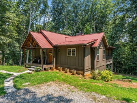 88 Old Vineyard Way Cleveland GA 30528