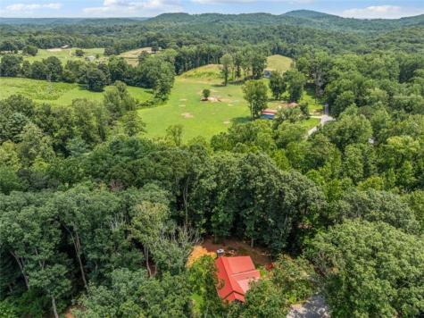 88 Old Vineyard Way Cleveland GA 30528