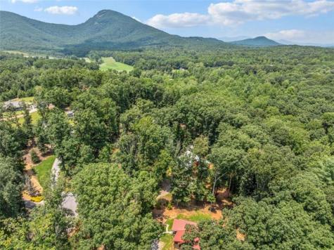 88 Old Vineyard Way Cleveland GA 30528