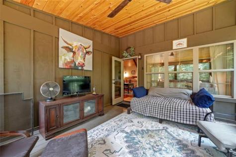88 Old Vineyard Way Cleveland GA 30528