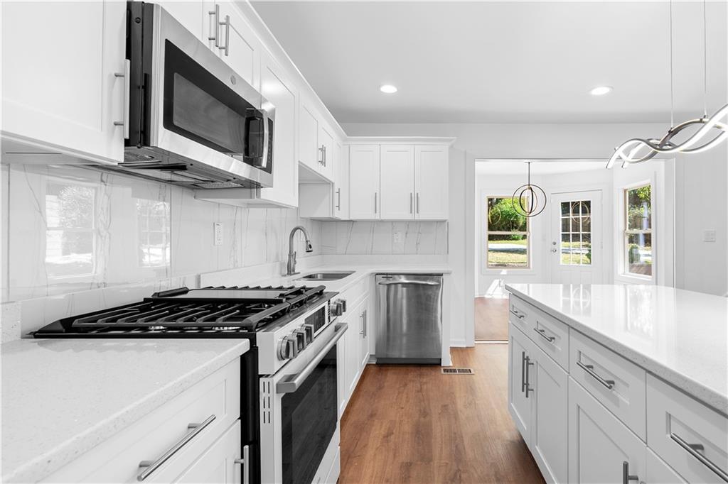 1689 Derry Avenue SW Atlanta GA 30310