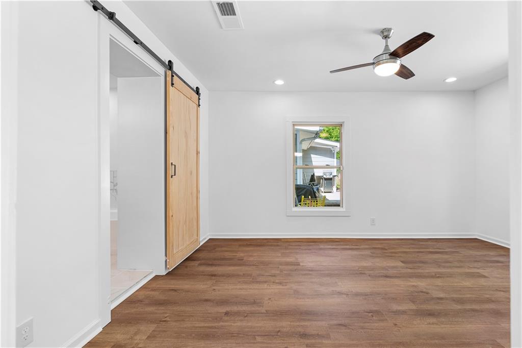 1689 Derry Avenue SW Atlanta GA 30310