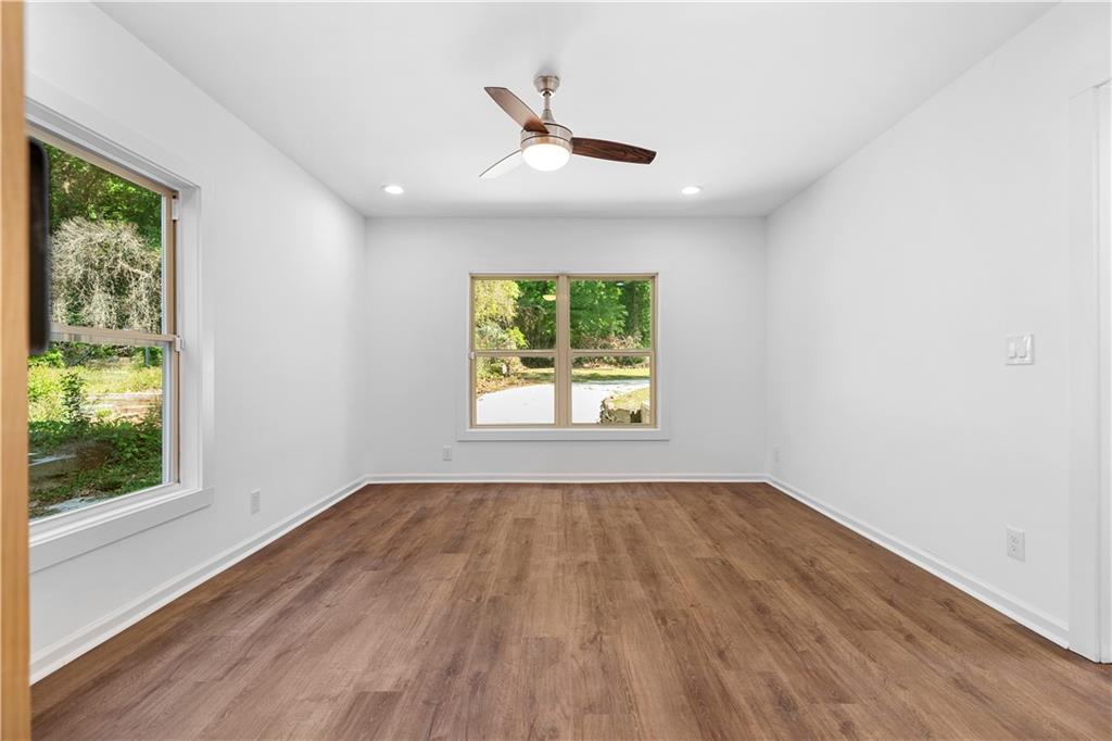 1689 Derry Avenue SW Atlanta GA 30310