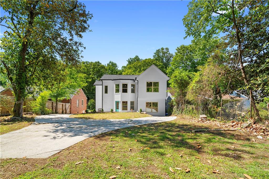 1689 Derry Avenue SW Atlanta GA 30310