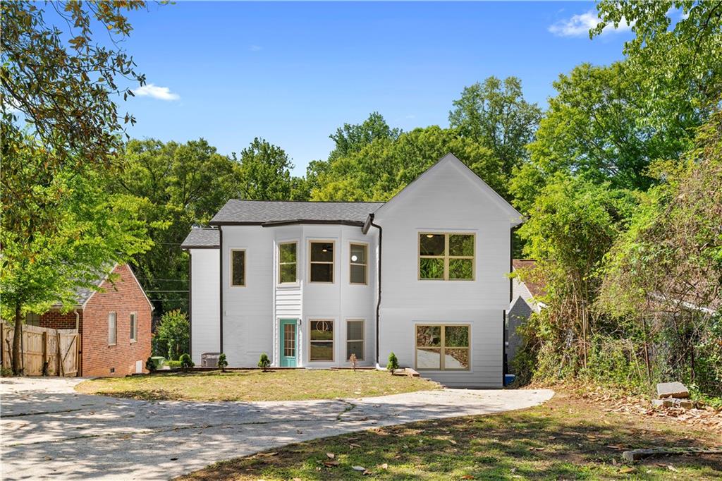 1689 Derry Avenue SW Atlanta GA 30310